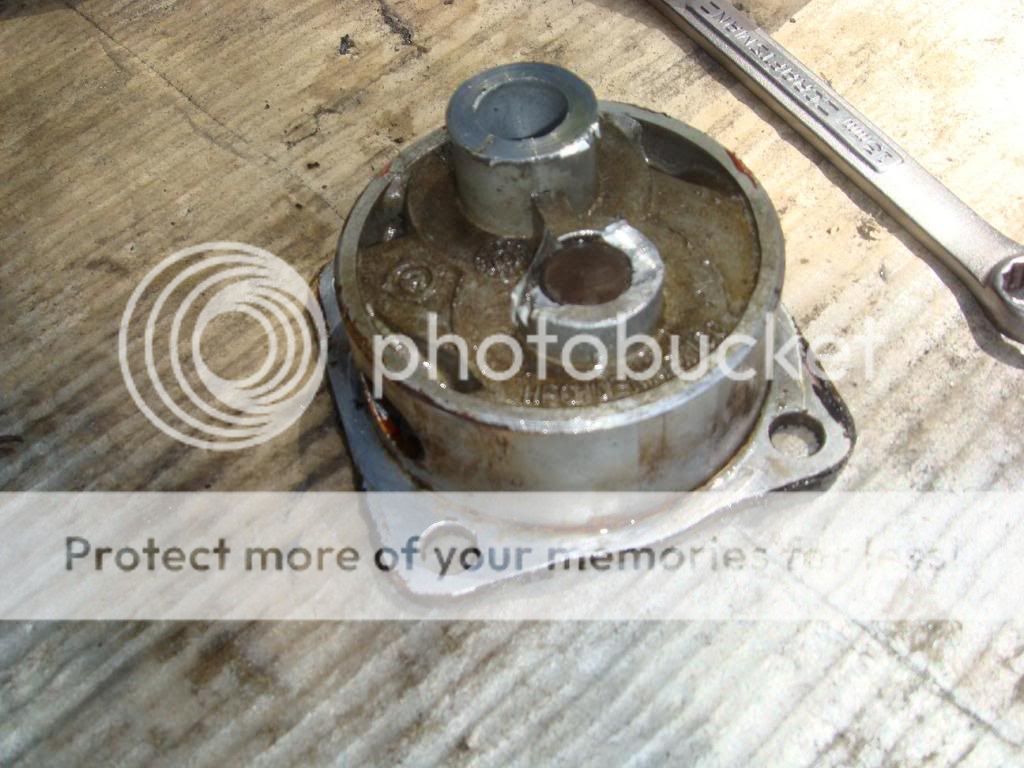 bustedpump.jpg
